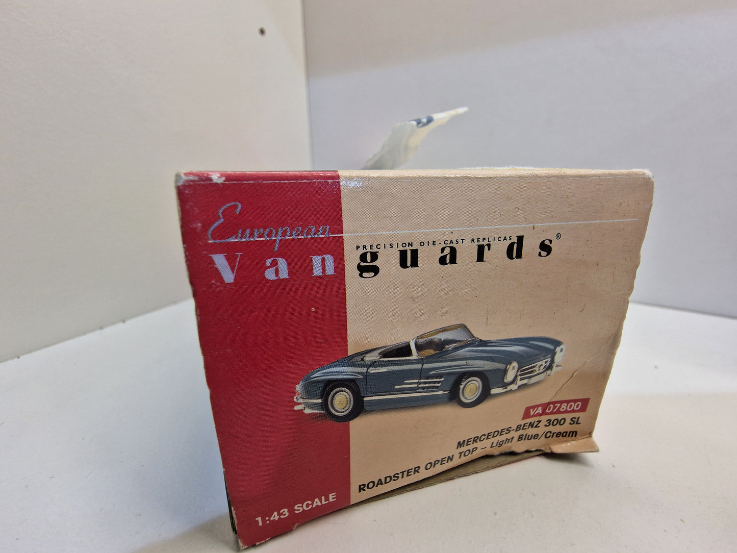 Diecast Europeans Vanguards Mercedes-Benz 300Sl Roadster  (Limited Edition ) 1/43 Lledo