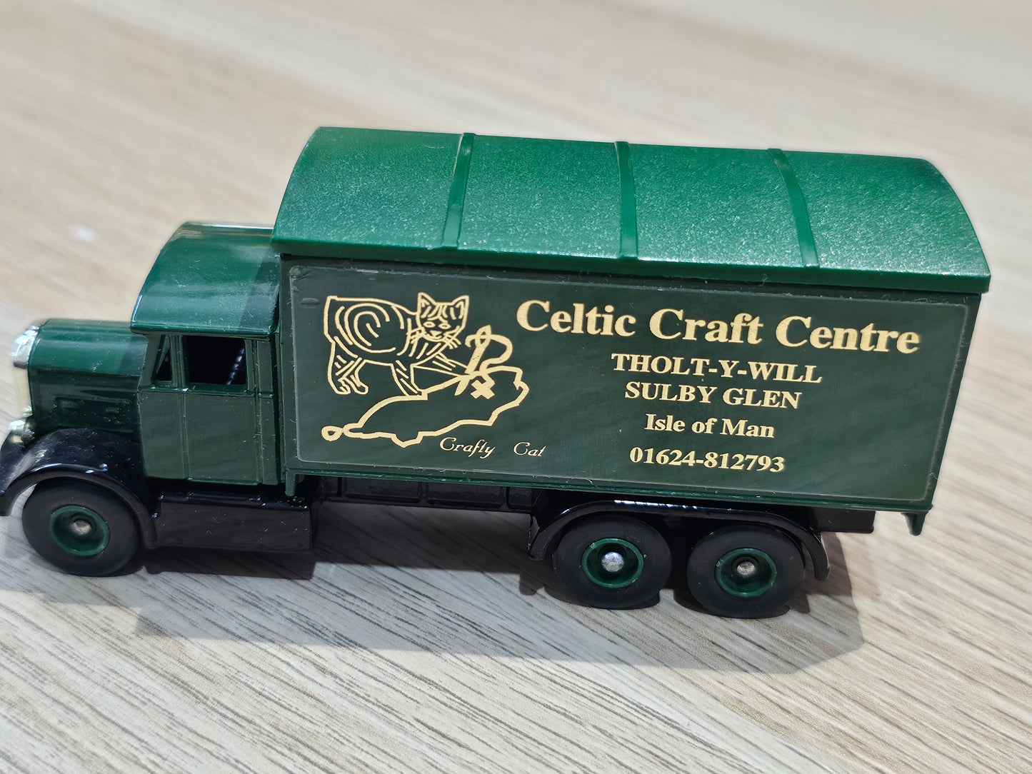 LLedo Scammell 6w Truck, Celtic Craft Centre, Tholt-Y-Will, Sulby Glen, Isle of Man - usado