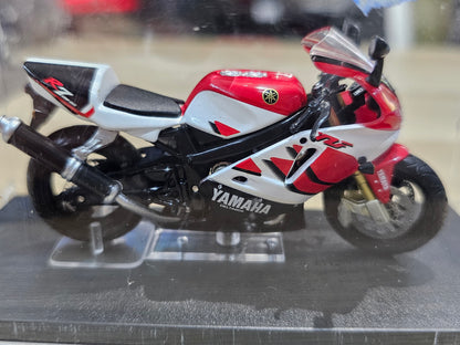 Diecast Model Yamaha R7  1/24 Altaya