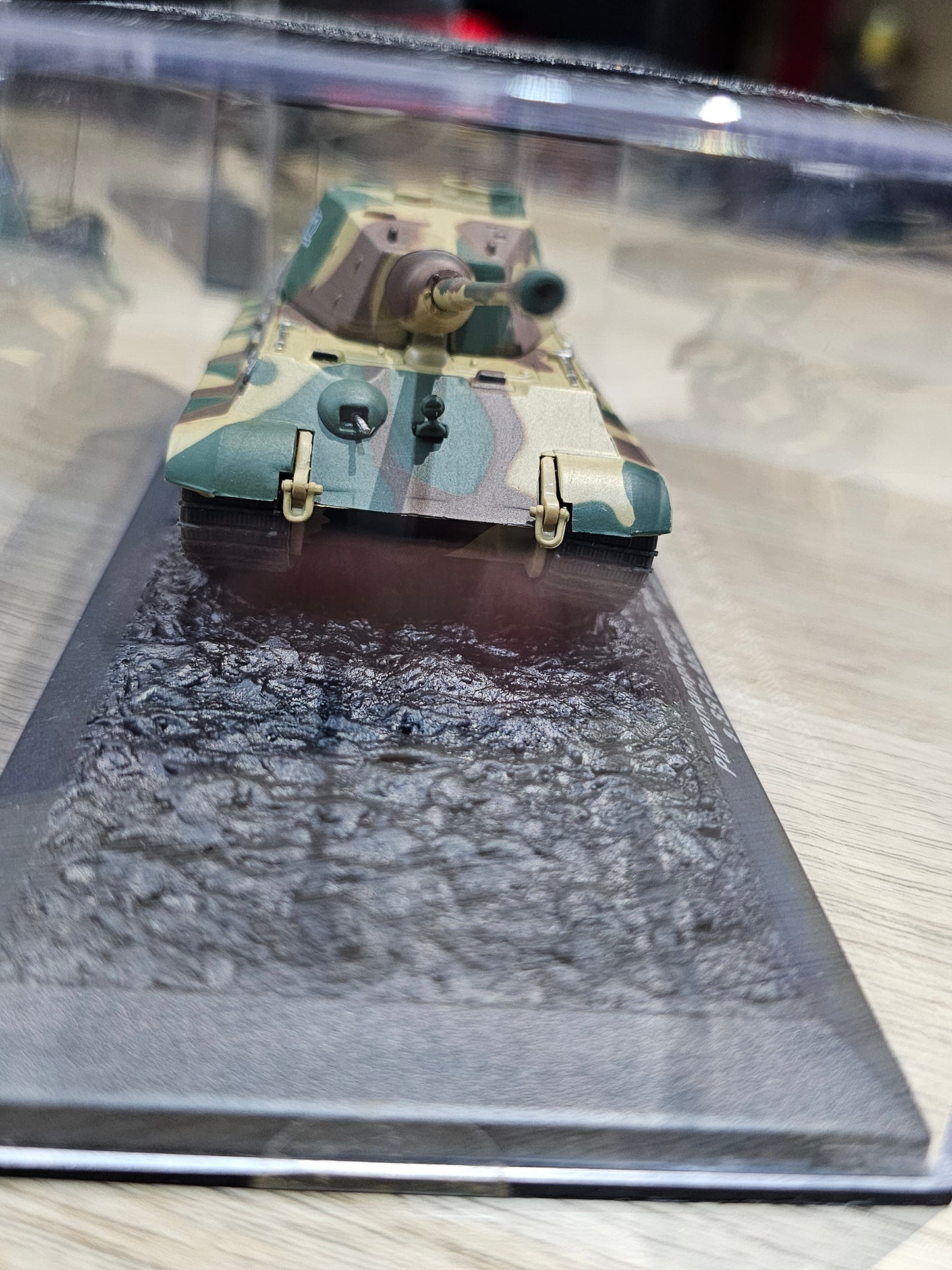 Diecast Model Tank Pz.Kpfw. VI Tiger II Ausf.B Ardennes 1944 1/72