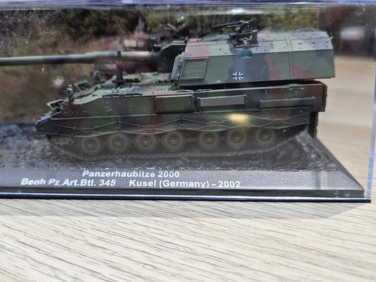 Diecast Model Tank Panzerhaubitze 2000 - Beob.Pz.Art.Btl. 345 - Kusel (Germany) 2002 - 1:72