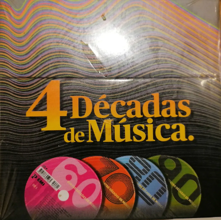 CD 4 DÉCADAS DE MÚSICA - USADO