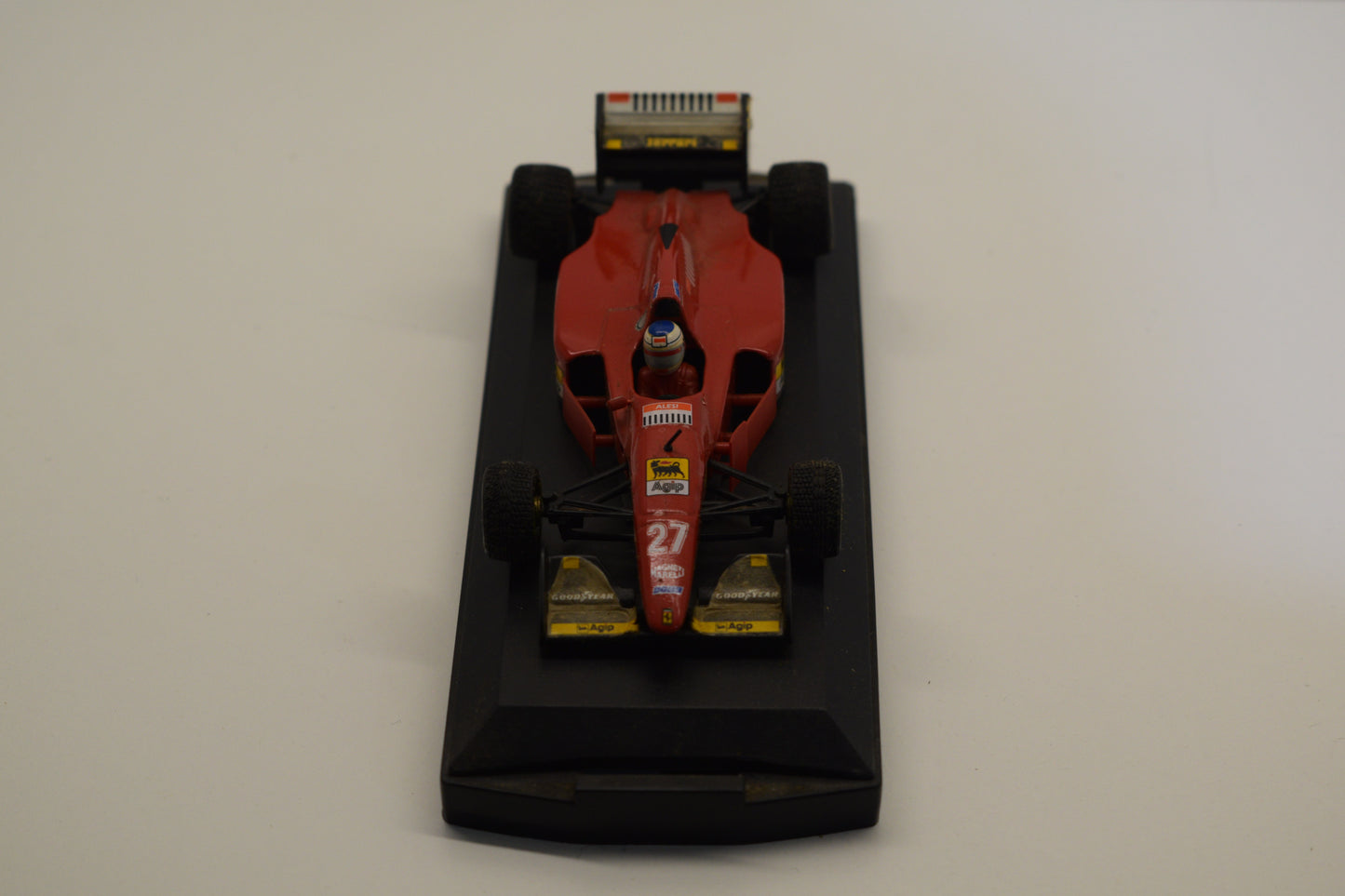 Ferrari 412 T2 GP Europa 1/43 VITESSE 1995