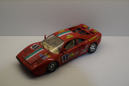 FERRARI GTO 1984 BURAGO 1/24