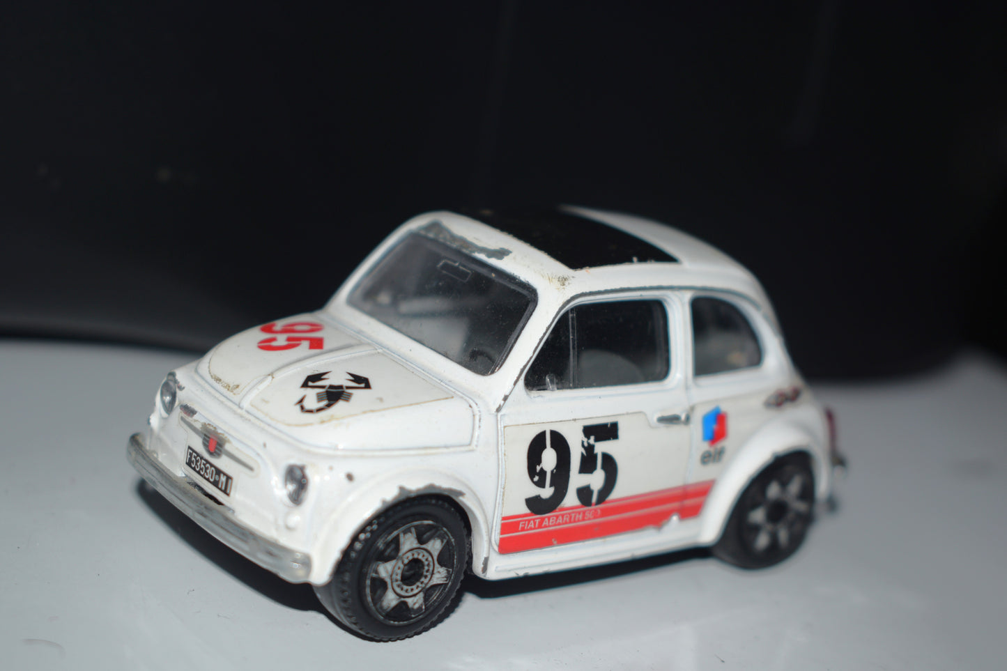 Fiat 500 Burago Branco 1/43 - usado