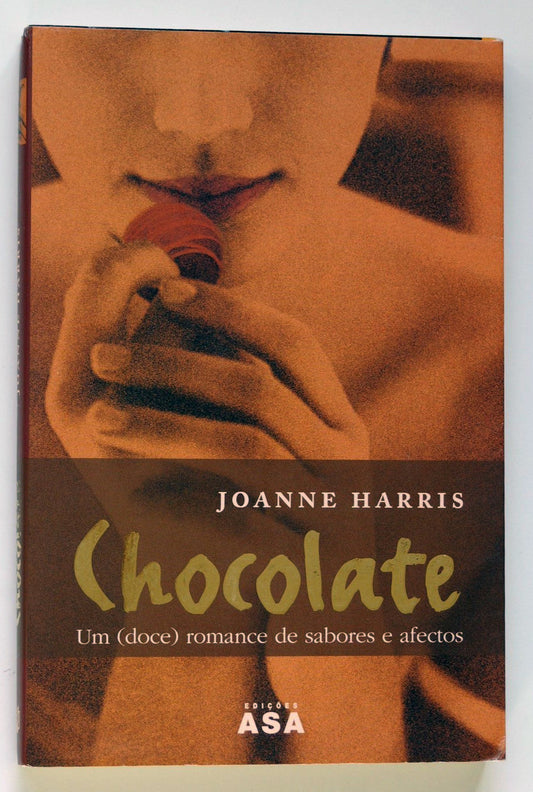 LIVRO JOANNE HARRIS - CHOCOLATE - USADO