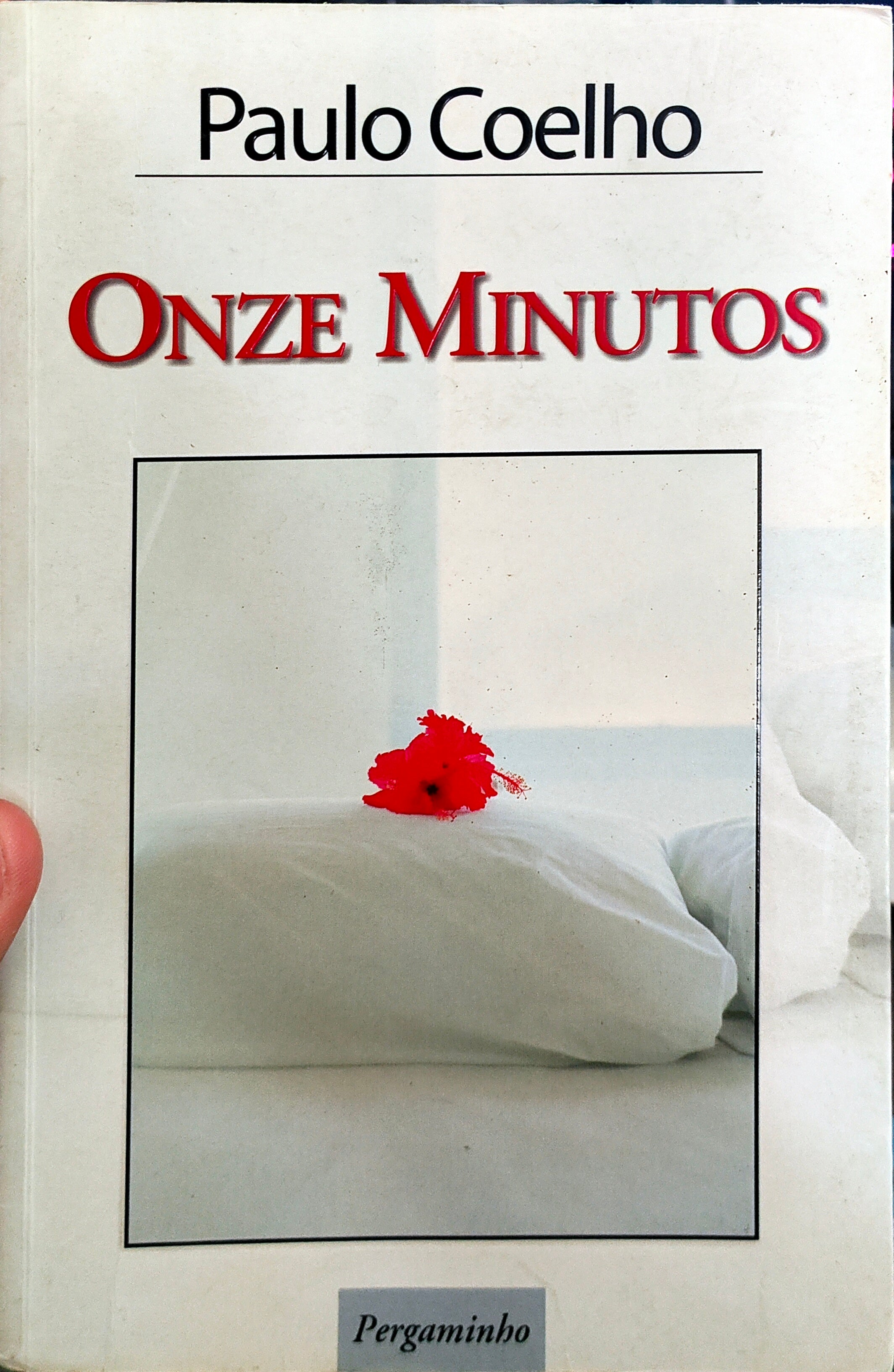 LIVRO - Onze Minutos de Paulo Coelho - USADO