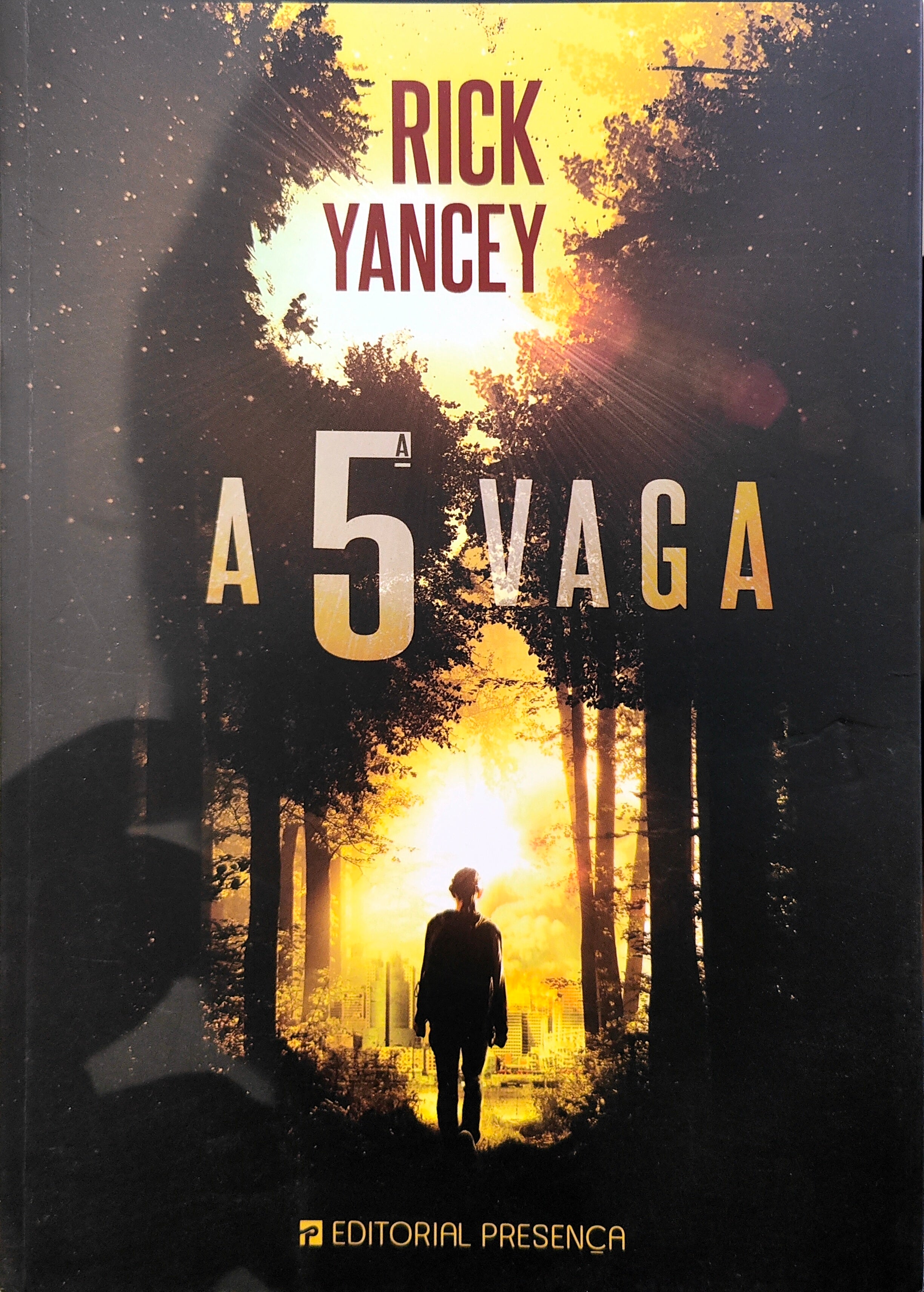 LIVRO - A 5ª Vaga de Rick Yancey - USADO