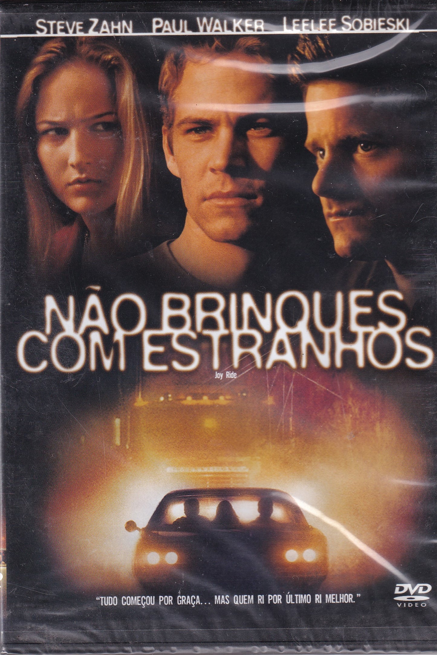 DVD NÃO BRINQUES COM ESTRANHOS - NOVO