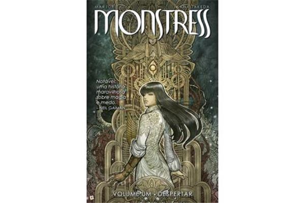 LIVRO -Monstress - Despertar - Volume um de Marjorie Liu e Sana Takeda -USADO