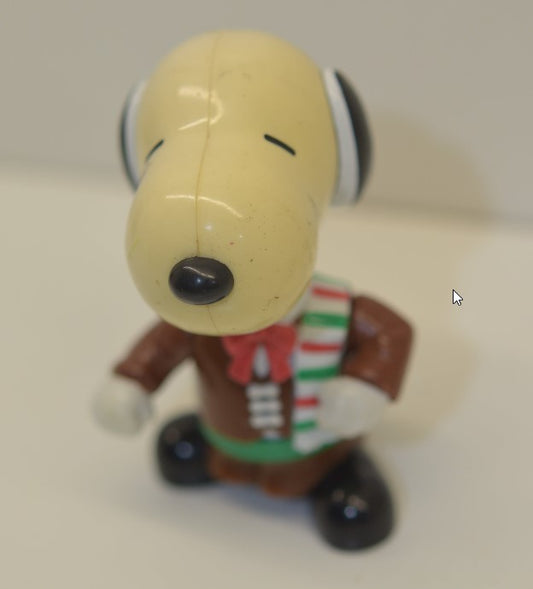 Action Figure Snoopy Peanuts World Hadiah Happy Meals McDonalds - usado