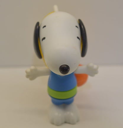 Peanuts Basketball Player SNOOPY 4" McDonald's #7 2018