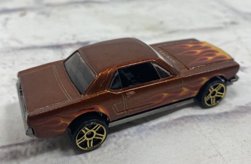 Mustang Coupe Mattel 1983 #5908 Orange Flames HOT WHEELS (LOOSE)