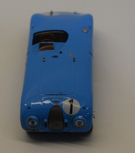 ixo Bugatti 57C - 1/43 - USADO