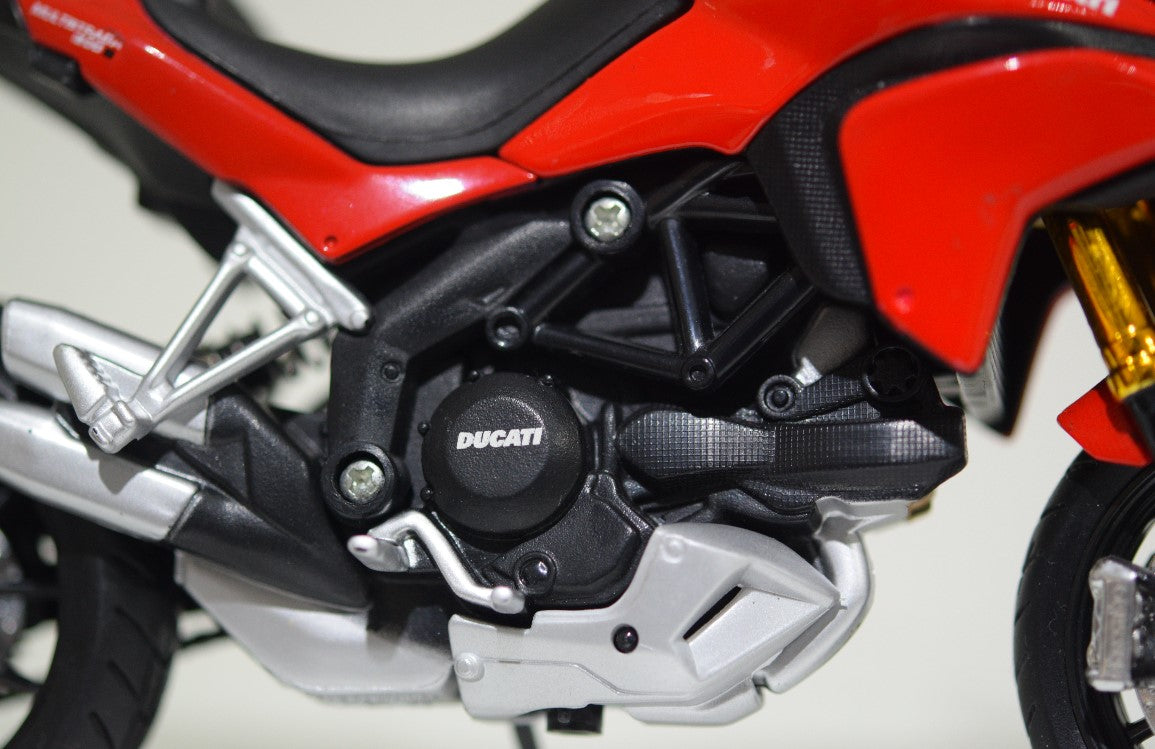Moto Ducati Multistrada 1200 S 1/18 MAISTO