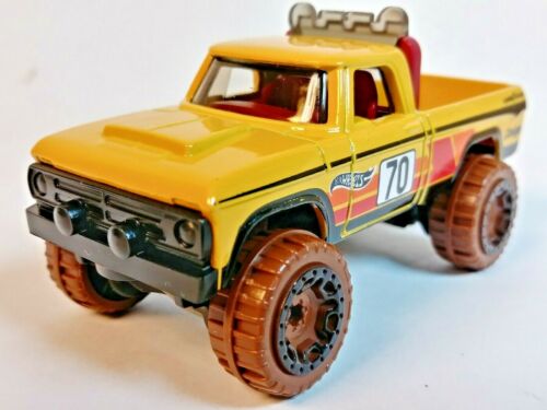 2021 '70 Dodge Power Wagon YELLOW Baja Blazers HOT WHEELS (LOOSE) - USADO