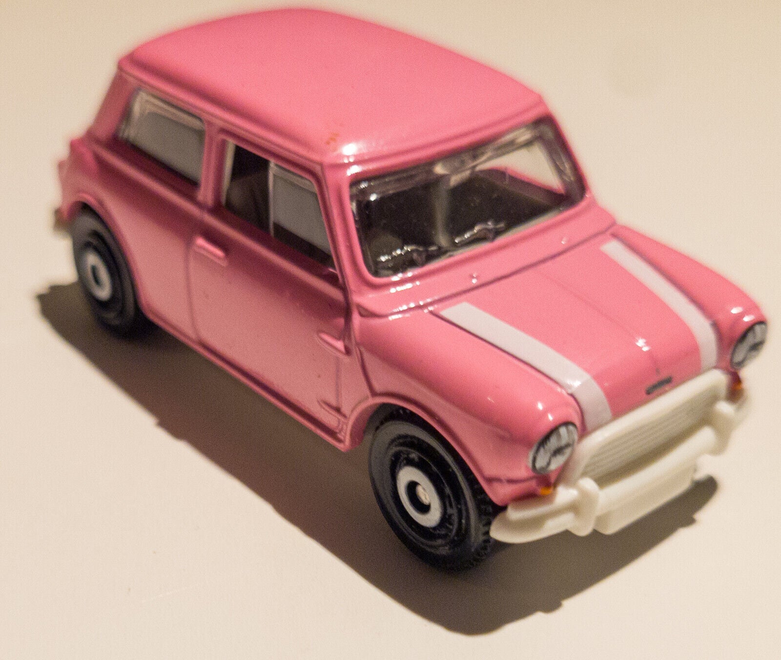 2022 Matchbox 1964 Austin Mini Cooper Pink #78/100 HFT02