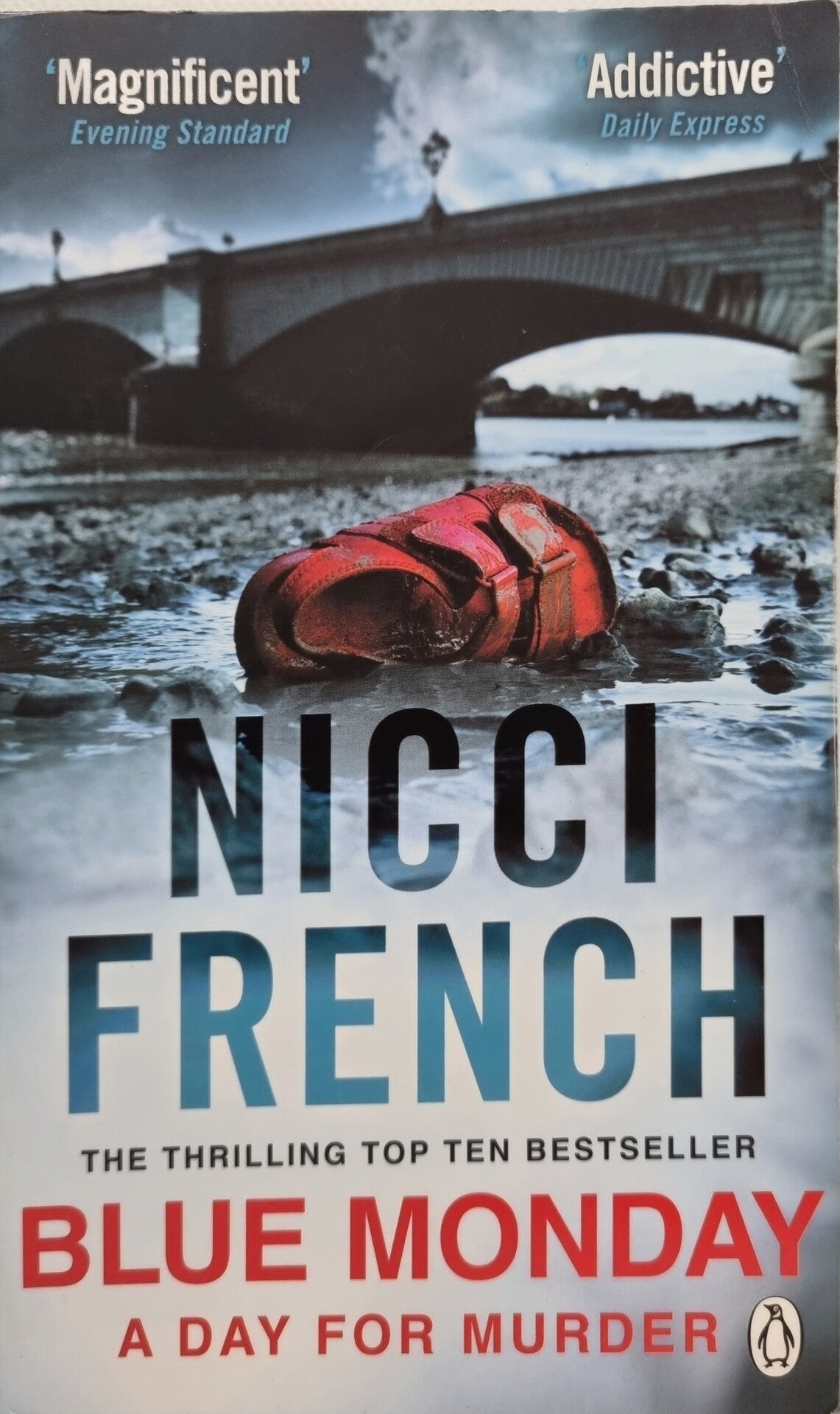 Blue Monday A Frieda Klein Novel de French Nicci Ingles - USADO
