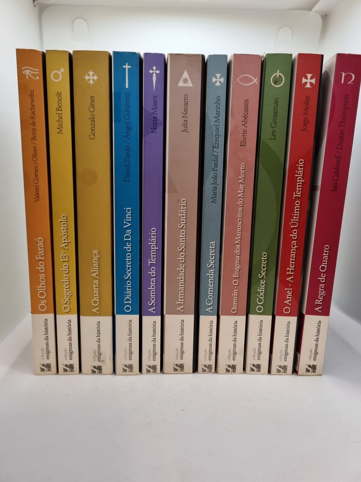Coleção de Livros Enigmas da Hostoria 11 Volumes - USADO