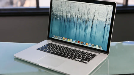 Computador Portátil MacBook Pro 10.1 2013 i7 8GB 256 SSD 15" Retina - USADO