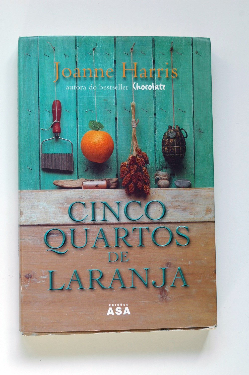 LIVRO Cinco Quartos de Laranja de Joanne Harris - USADO