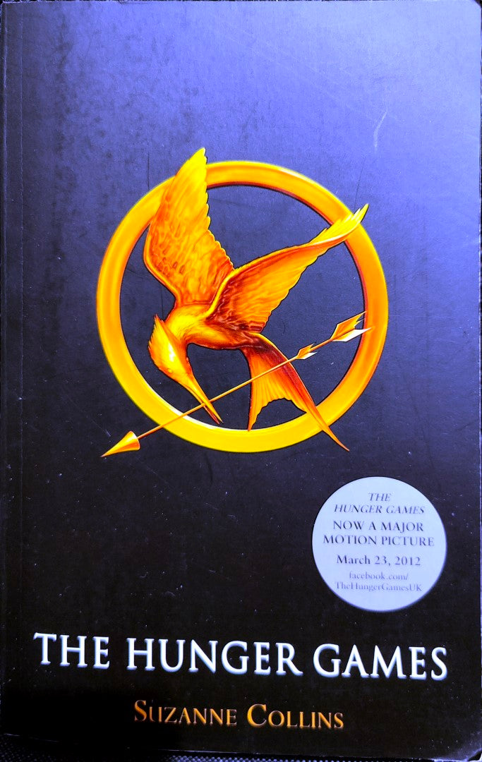 LIVRO The Hunger Games de Suzanne Collins EN - USADO