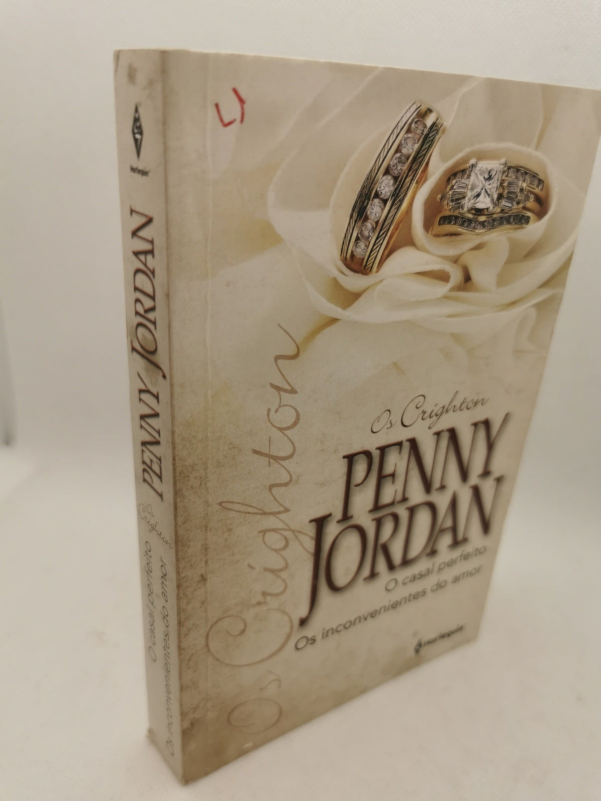 Livro de Bolso O casal perfeito / Os incovenientes do Amor de Penny Jordan - USADO