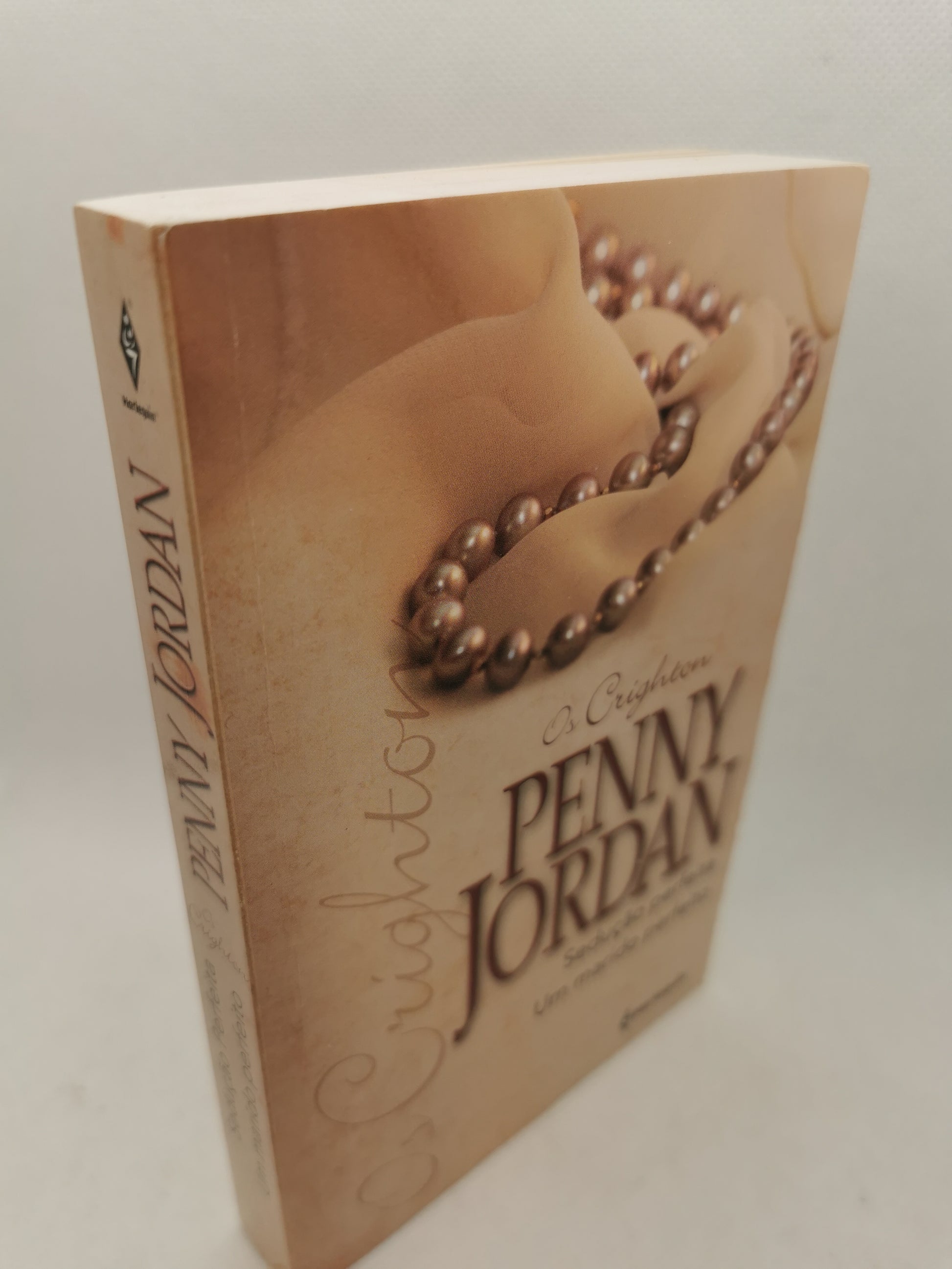 Livro de Bolso Sedução perfeita / um marido oerfeito de Penny Jordan - USADO