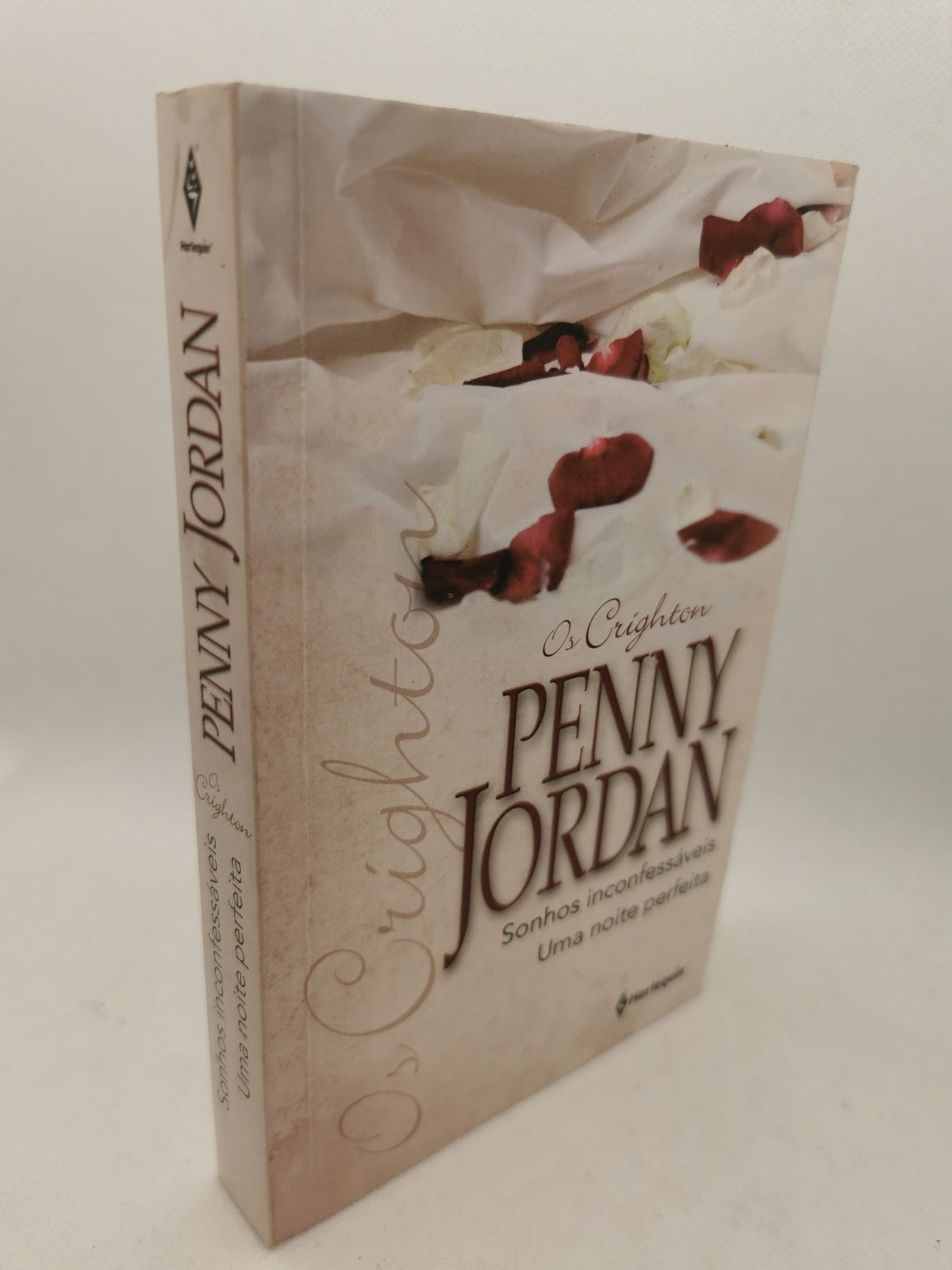 Livro de Bolso Sonhos inconfessáveis / Uma noite perfeita de Penny Jordan - USADO