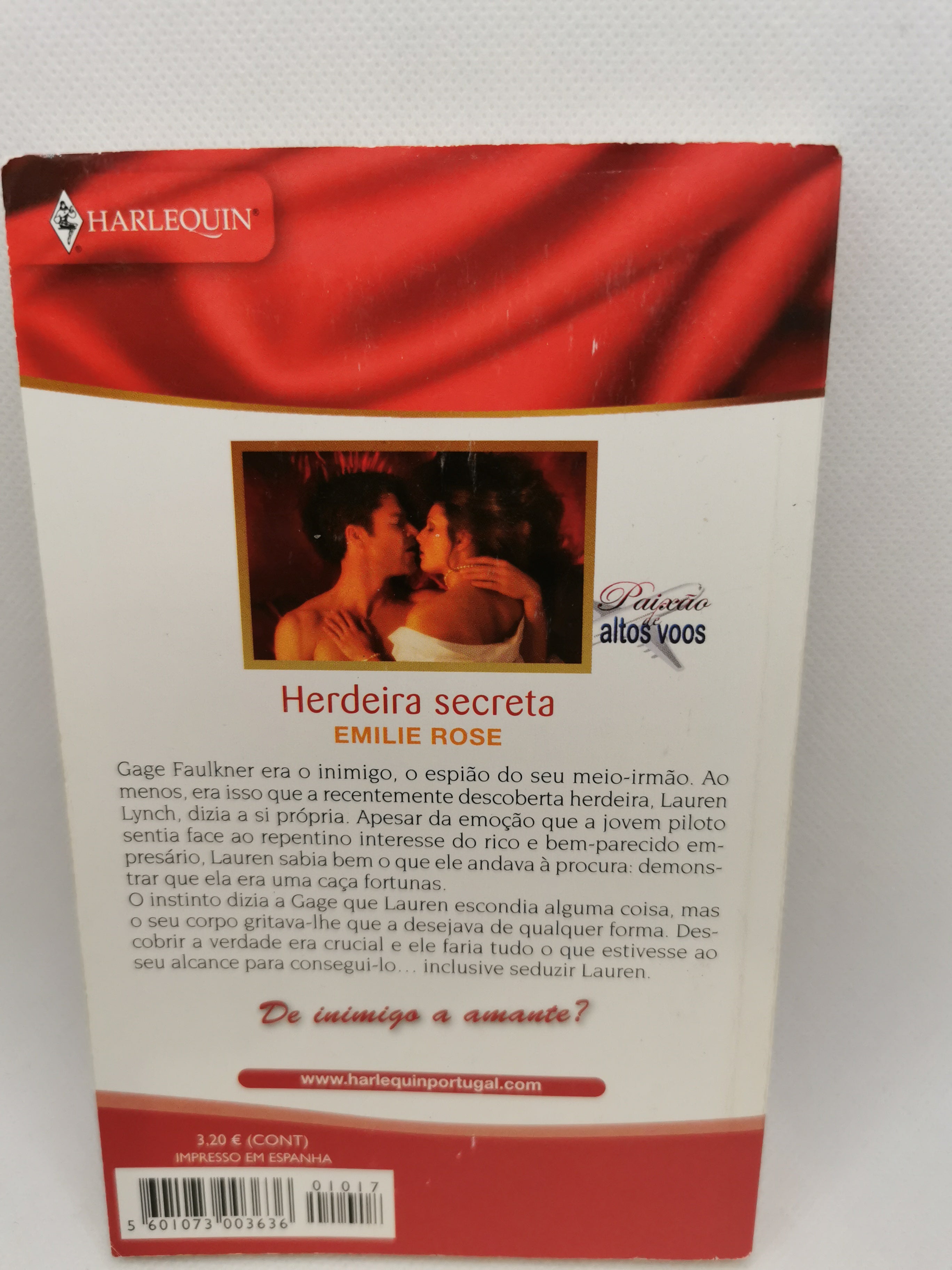 Livro de Bolso Herdeira secreta Por Emilie Rose- USADO