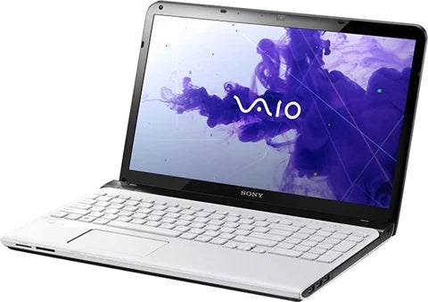 Portatil Sony Vaio SVE111B11M AMD-E2 5GB/250GB - USADO / Bateria Gasta