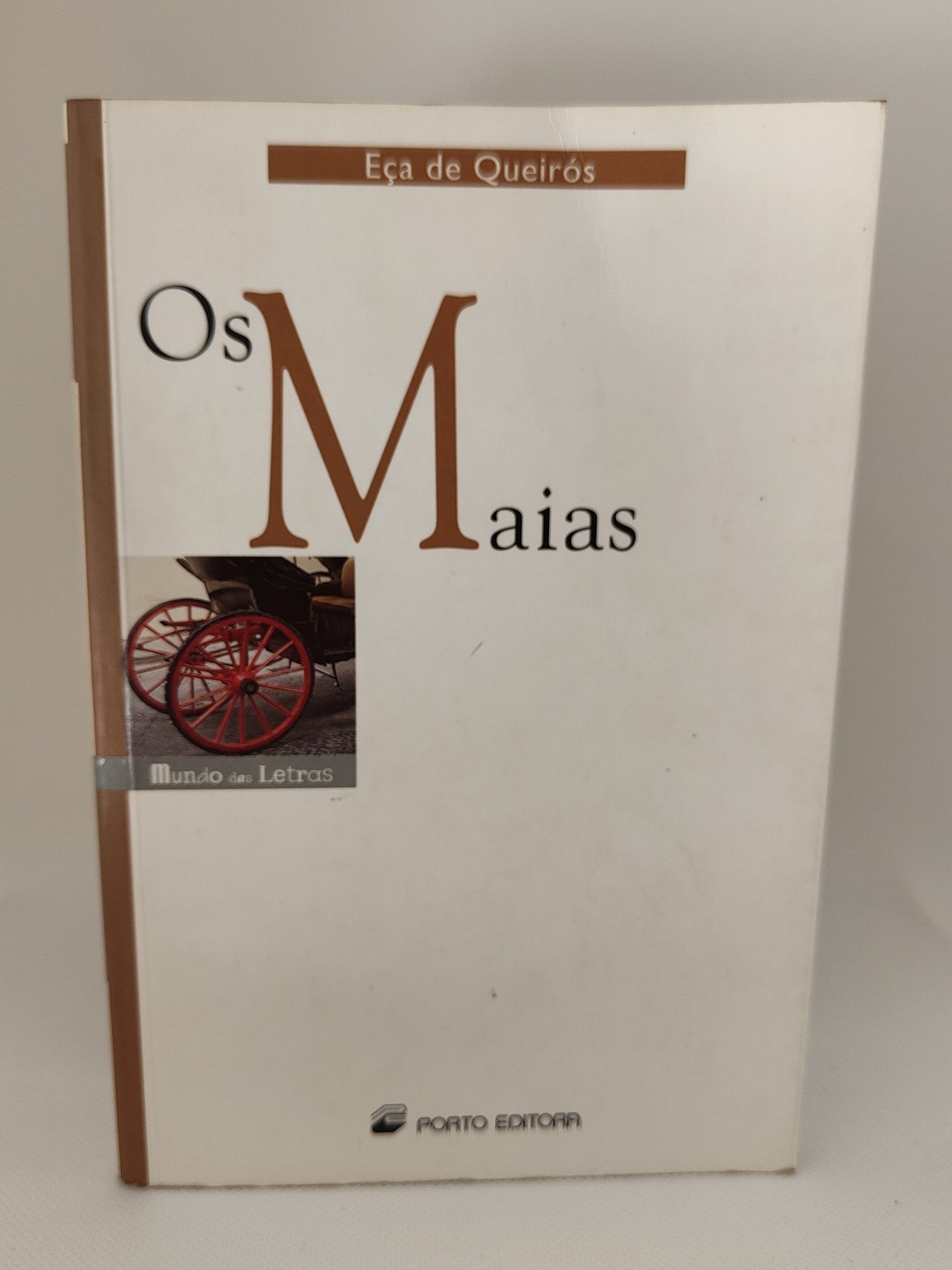 LIVRO Os Maias de Eça de Queirós