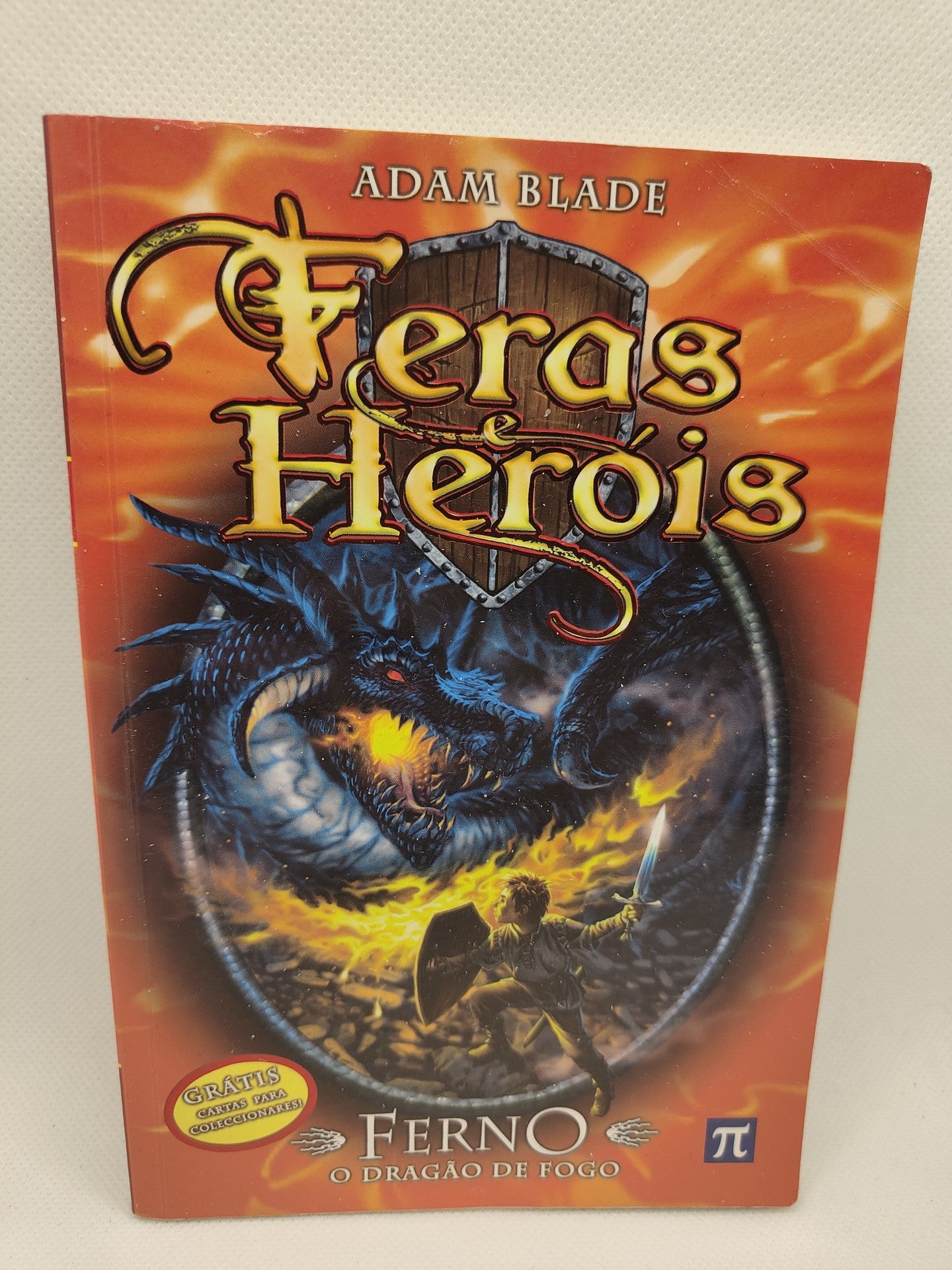 Feras & Heróis N.º 1 Ferno - O Dragão de Fogo de Adam Blade - USADO
