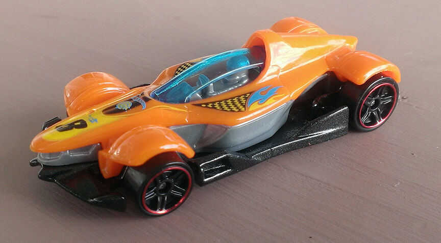 Hot Wheels - 2013 Formula Street Multipack Exclusive Orange X6999