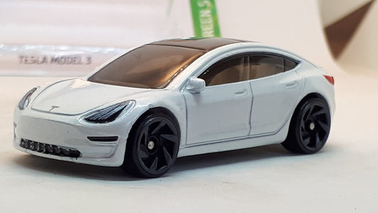 @ Hot Wheels 2019 Tesla Model 3 HW Green Speed 1/5 174/250 FYB50